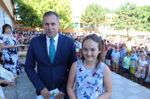 NCYwoWAGpUSTOtydo097.jpg
