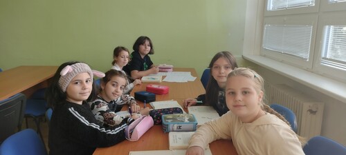 Pp59fONwry7BUwzhVEVm.jpg